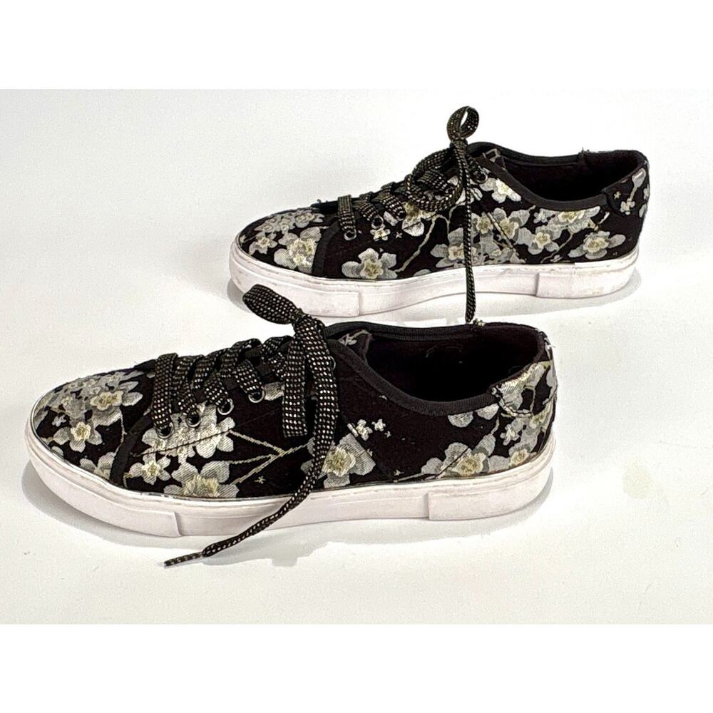 Guess Goodone5 Floral Shoes Size 9 Black Tennis Shoe Bloomcore Coquette Sneakers - Picture 5 of 11